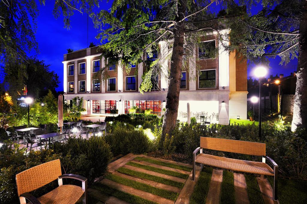 Hotel Jardin Real De Mirasierra - Madrid — Fotos 3